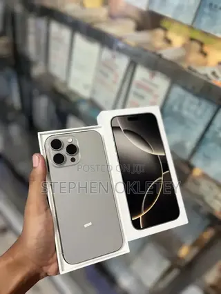 New Apple iPhone 15 Pro Max 256 GB Silver