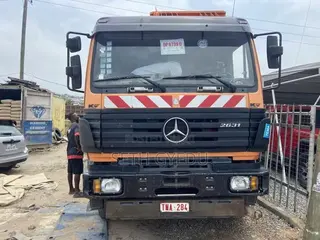 Mercedes-Benz 1922 1996 Orange