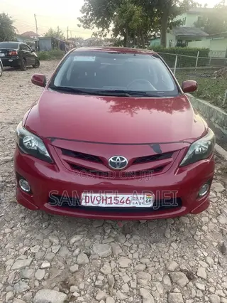 Toyota Corolla 2013 Red