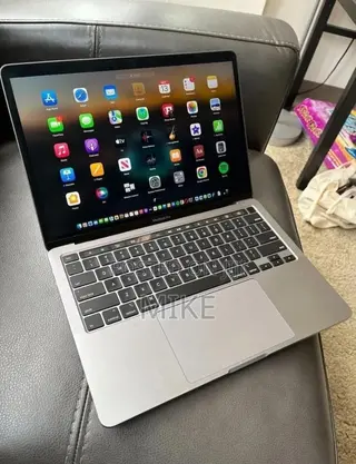 Laptop Apple MacBook Pro 2020 16GB Intel Core i7 SSD 512GB