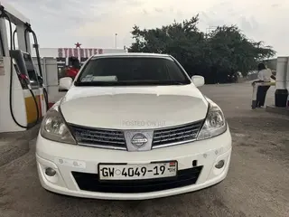 Nissan Versa 2008 White