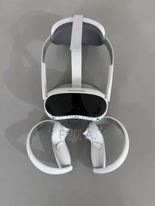Pico 4 VR Headset