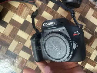 Canon Rebel T100