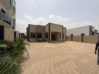 Furnished 3bdrm House in Lake Side Estate for sale