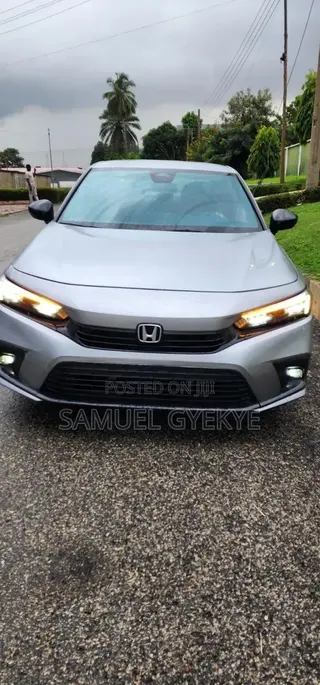 Honda Civic 2024 Silver
