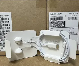 Brand New,Genuine Apple Earpiece With USB-c.iPhone 15,16, And17 Series