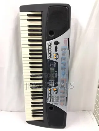 Yamaha PSR-175/ Keyboard _ Piano