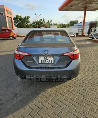Toyota Corolla 2016 Blue
