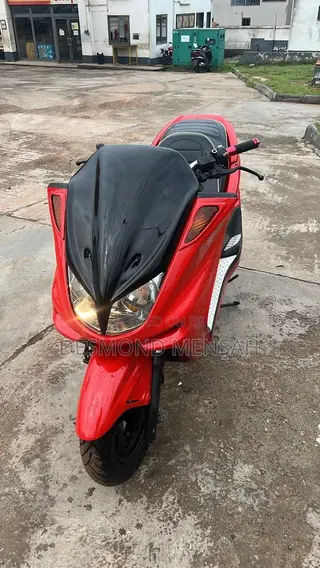 Yamaha Majesty 1999