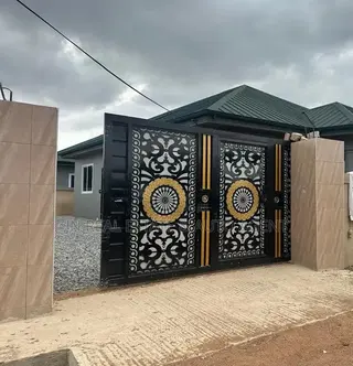 Furnished 3bdrm Apartment in Gomoa East for sale