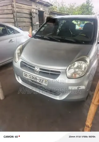 Toyota Passo 2011 Silver