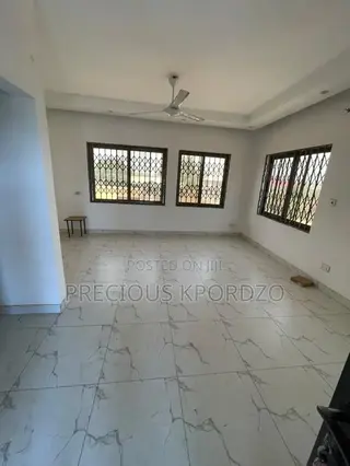 3bdrm Apartment in New Legon Adenta for rent