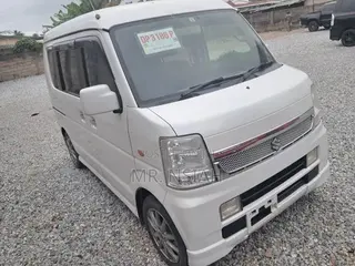 Suzuki APV Minibus 2010 White