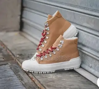 Lacoste Gripshot Mid Winter Boots