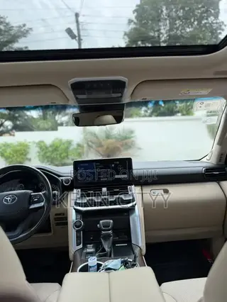 Toyota Land Cruiser 2023 Black