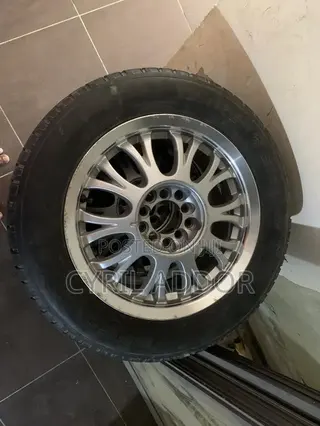Alloyed Rim 16 and Tires (Set)
