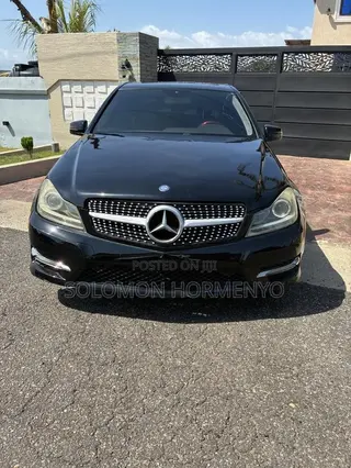 Mercedes-Benz C250 2014 Black