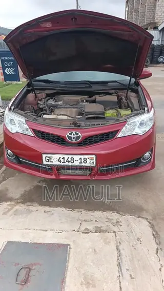 Toyota Camry SE 4dr Sedan (2.5L 4cyl 6A) 2014 Burgundy