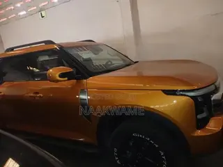New Nissan Z9 2025 Yellow