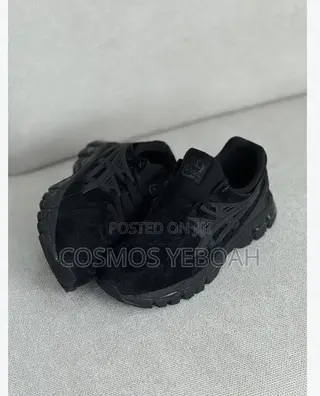 Asics Gel Black