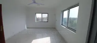 Cleaning of House and Washing Cloth in Your House Service
