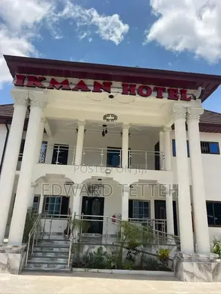 Furnished 16bdrm House in Eddy Properties, Kumasi Metropolitan for sale