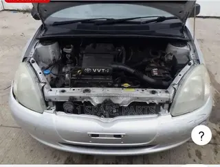 Toyota Vitz Engine 4 Plugs