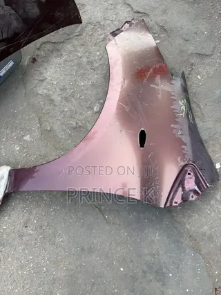 Toyota Vitz Fenders