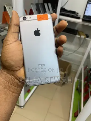 Apple iPhone 6s 32 GB Silver