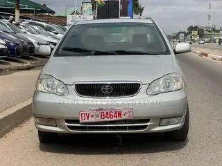Toyota Corolla LE 4dr Sedan (1.8L 4cyl 4A) 2012 Silver