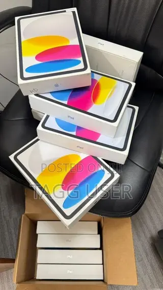 New Apple iPad (2025) 128 GB
