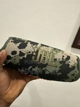 JBL Charge 5