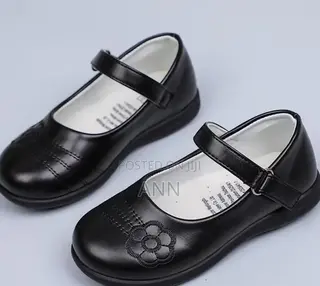 Black Shoes for Girls