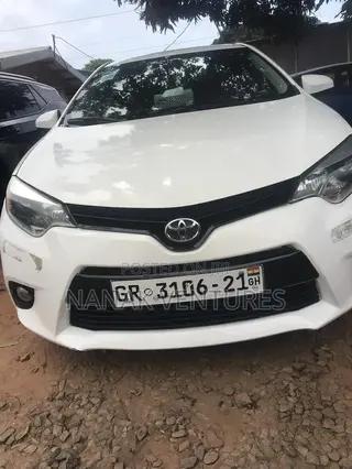 Toyota Corolla LE Eco Plus 4dr Sedan (1.8L 4cyl CVT) 2016 White