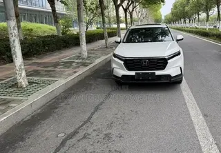 Honda CR-V 2023 White