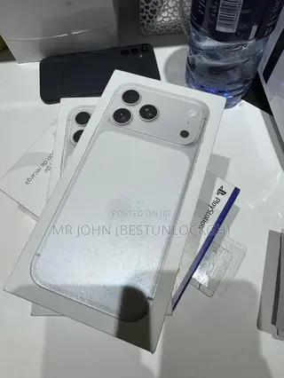 New Apple iPhone 17 Pro Max 1 TB Silver