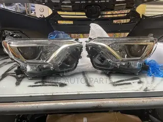 Rav4 2016 - 2018 Headlight Normal