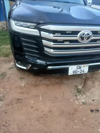 Toyota Land Cruiser 2022 Black