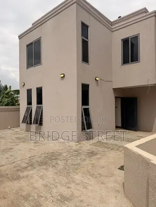 2bdrm Apartment in 2809 Court, Nmai-Dzorn for rent