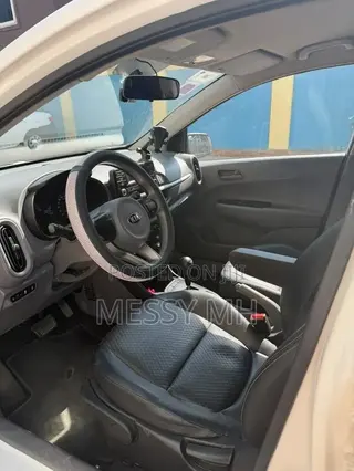 Kia Morning 2017 White