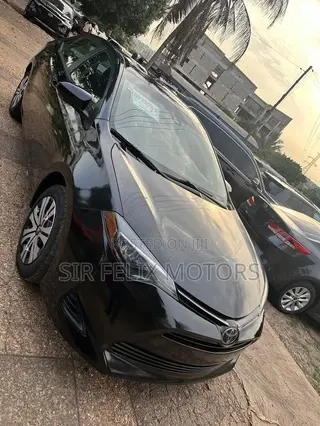 Toyota Corolla LE Eco (1.8L 4cyl 2A) 2019 Black