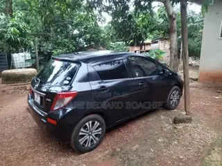 Toyota Vitz 1.5 FWD 3dr 2012 Black