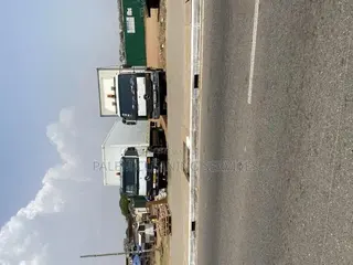 Logistic Moving