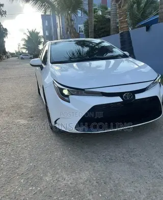 Toyota Corolla 2022 White
