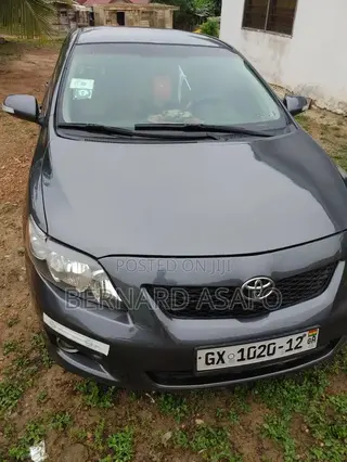 Toyota Corolla 2010 Gray