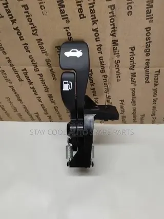 Toyota Corolla Fuel and Boot Opener