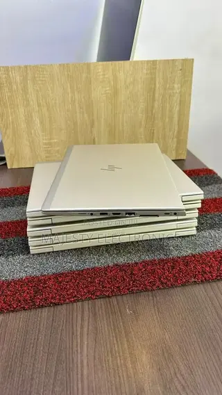 New Laptop HP EliteBook 745 G6 16GB AMD Ryzen 5 SSD 256GB