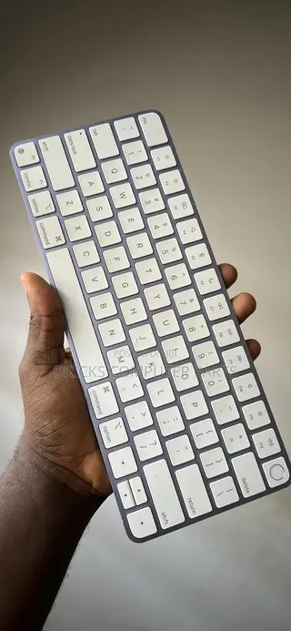 Apple Magic Keyboard With Touch ID