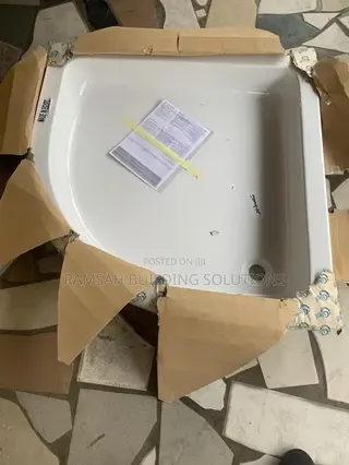 90x90cm Corner Shower Tray – Modern Bathroom Shower Base