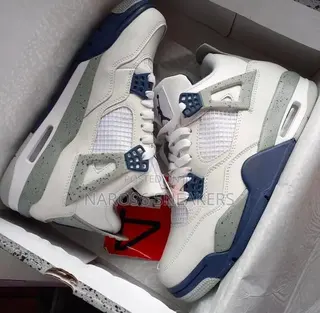 Jordan Retro 4